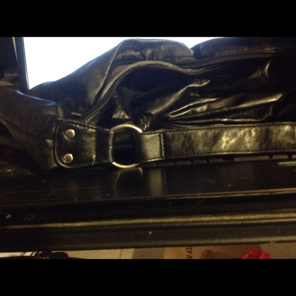 Black Oversized Hobo with Elegant Front Knot - Picture 2 of 3