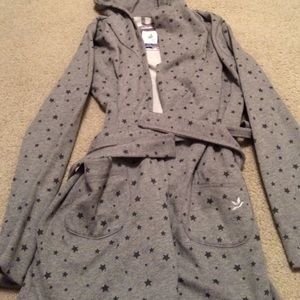 Hooded robe from arie