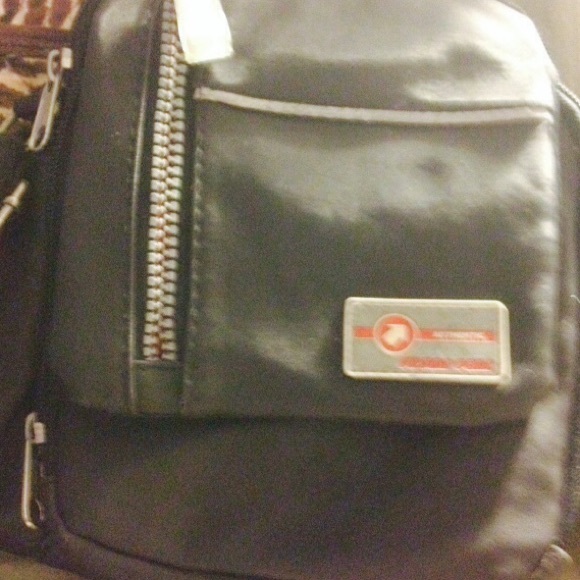 Urban Gear Black and Gray Nylon Crossbody Bag