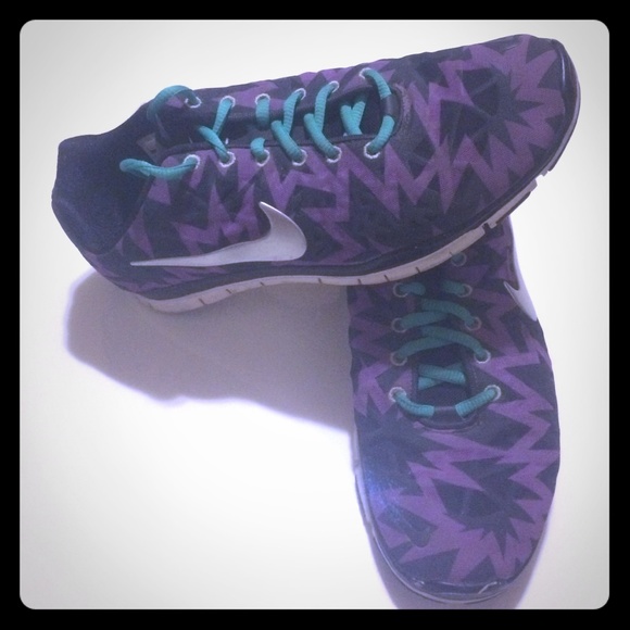 Nike Free trainers print 3 purple black running!