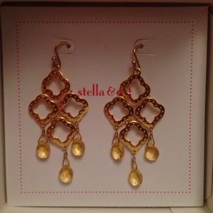 Signature Clover Earrings