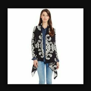 Reversible Jacquard cardi-wrap by BCBG Max Azria