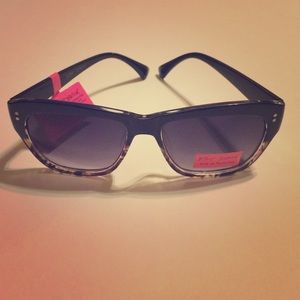 Stylish Betsey Johnson Sunglasses