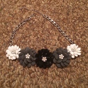 Flower crystal necklace
