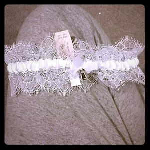 Victorias secret garter