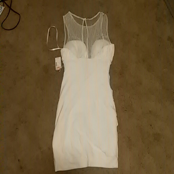 It's a couple sizes too big for me - Picture 2 of 3