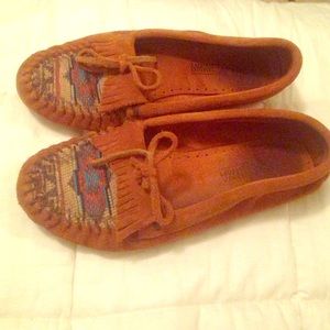 Minnetonka El Paso Suede Moccosins