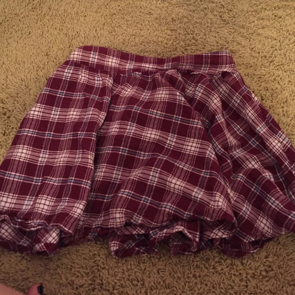 Dresses & Skirts - Skirt