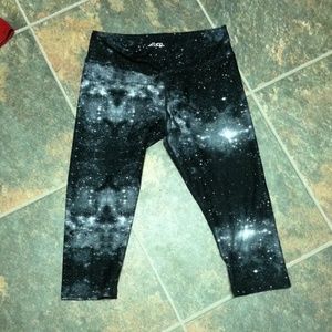 Galaxy athletic Capri cut leggings