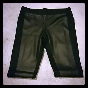 Express scuba front panel leggings. Size medium