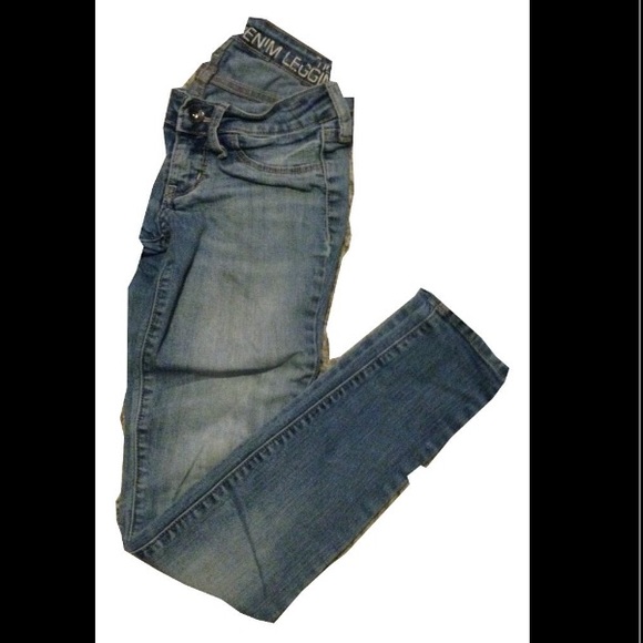 Bullhead Skinny Jeans