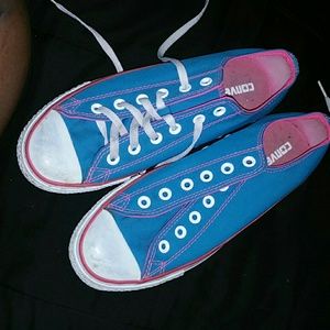 Low top double tongue converse