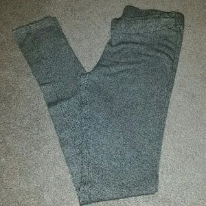 Black and white express leggings