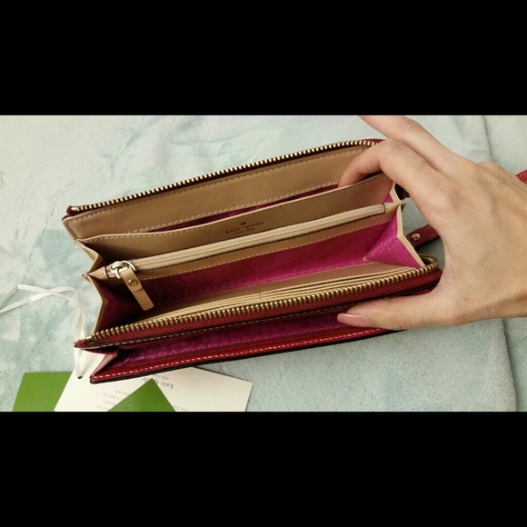 Sold - Picture 3 of 3