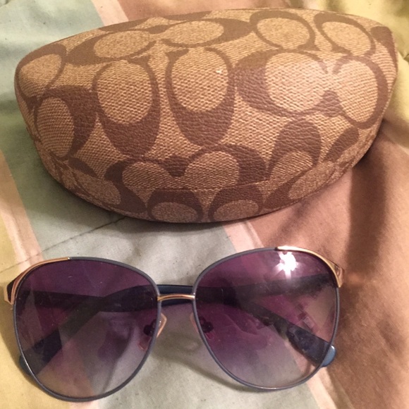 100% authentic Coach Blue aviator sunglasses