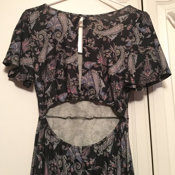 Pattern Dress - Picture 3 of 4