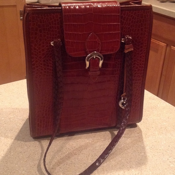 SOLD IN BUNDLE DEAN123 BRIGHTON BROWN PURSE!