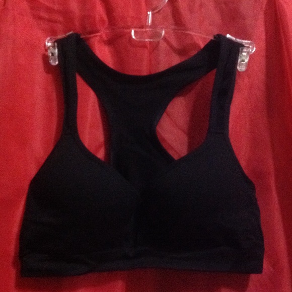 NWOT black sport bra