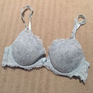 Nwot Victoria's Secret Angels lace bra