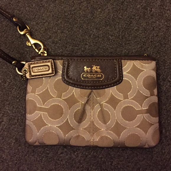 Authentic Coach Wristlet - Picture 6 of 7