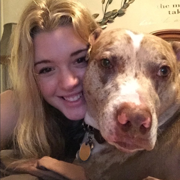 Meet your seller! - Picture 2 of 3