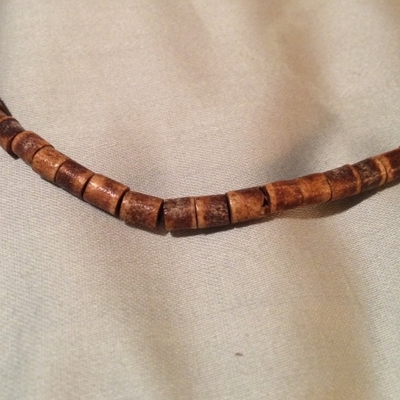 Antique Llama Kapala Sull Bone Necklace - Picture 2 of 2