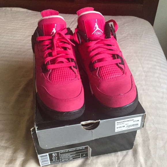 Air Jordan Retro 4s