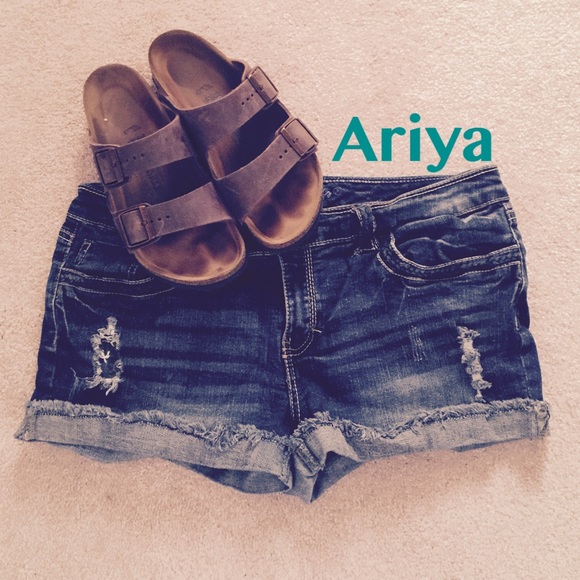 Ariya Jean Shorts
