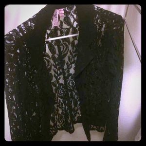 •Black Lace Blazer•