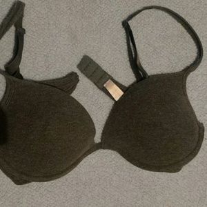 Victoria secrect gray bra 36c
