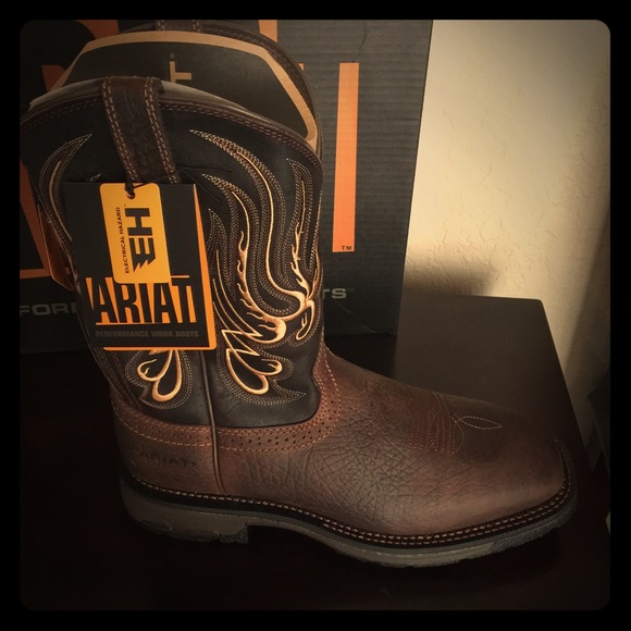 Men's "artiat" boots 10 1/2 EE wide