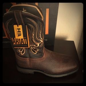Men's "artiat" boots 10 1/2 EE wide