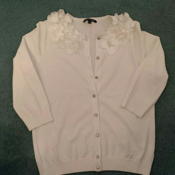 Cable & Gauge Sweaters - Fun and flirty flower petal cardigan