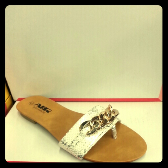 S25 White Sandra Sandals