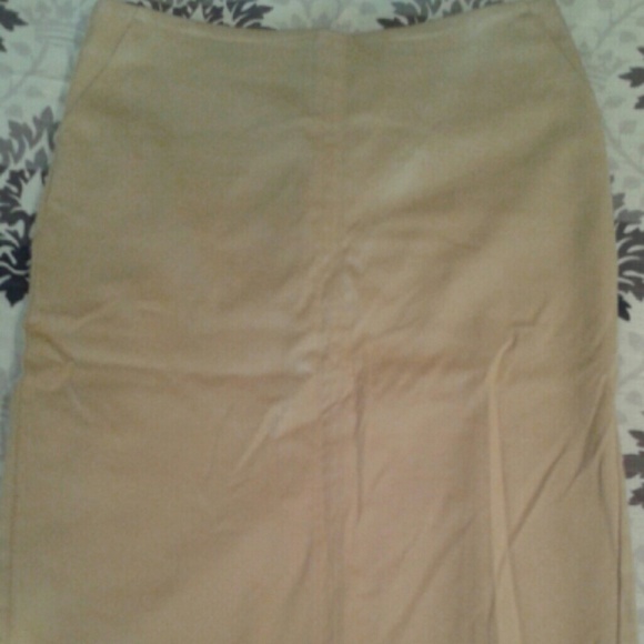 Bebe Champagne beige pencil skirt