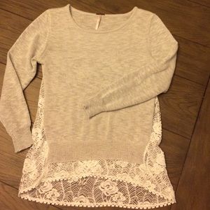 GIRL'S LACE SWEATER