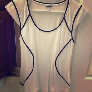 Express top new without tag