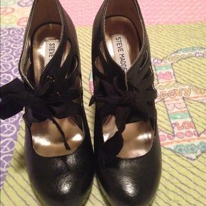 Steve Madden booties