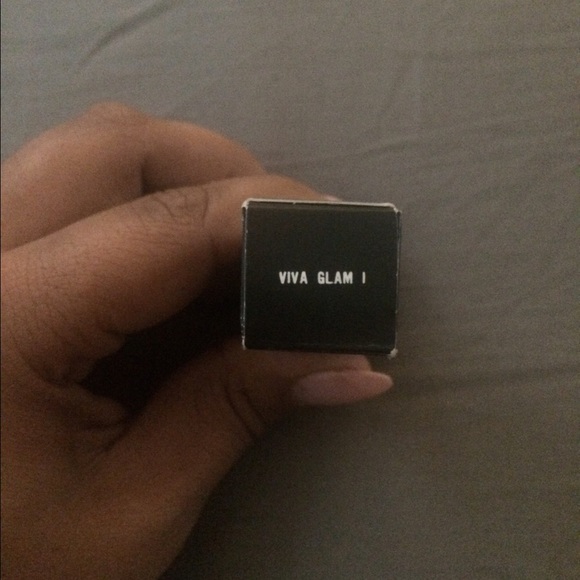 Mac Viva Glam l Lipstick