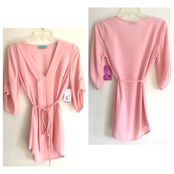 boutique Tops - SALE💖 Pink Polyester Tunic Blouse