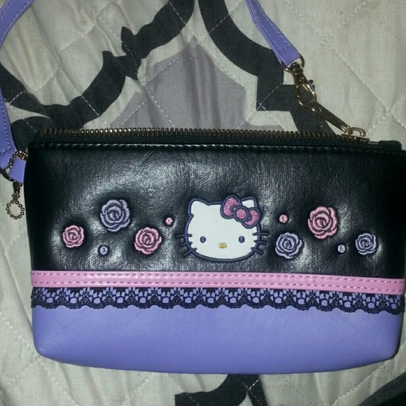 Hello Kitty Handbags - Hello Kitty wristlet BNWOT