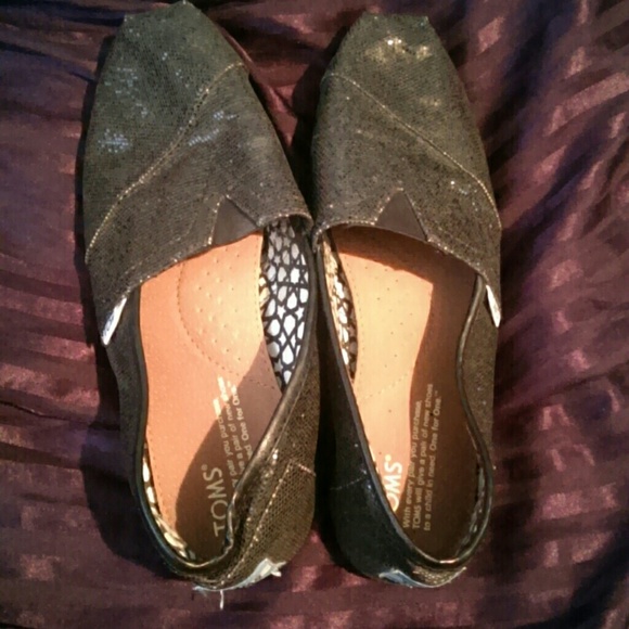 Black sparkly Tom's