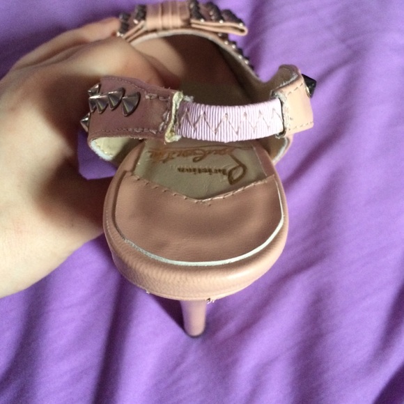 SOLD - Picture 3 of 4