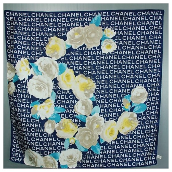 SOLD ❌❌❌Chanel Pure Silk Scarf