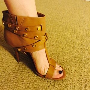 Tory burch grahm heels 8.5 8 1/2