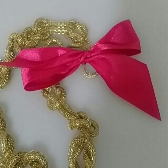 Necklace - Picture 2 of 3