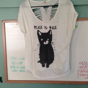 Cute cat T with unique back