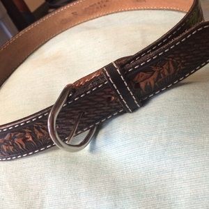 ‼️bundled‼️REAL LEATHER handmade deer printed belt