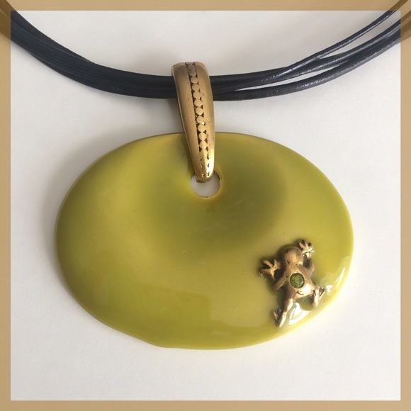 Chico's Green Frog Pendant Necklace