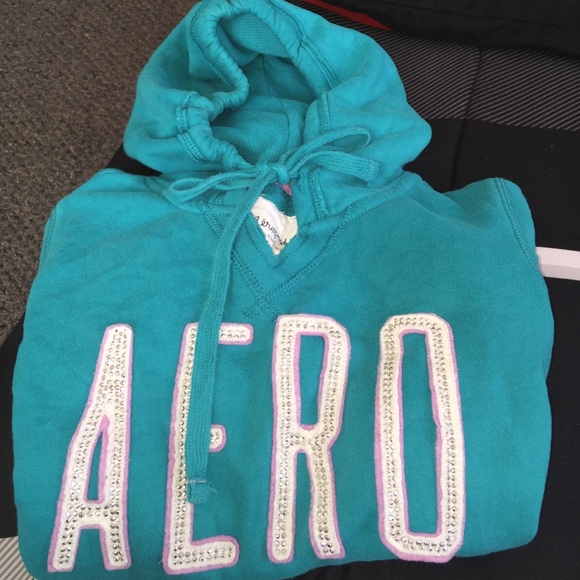 AERO HOODIE